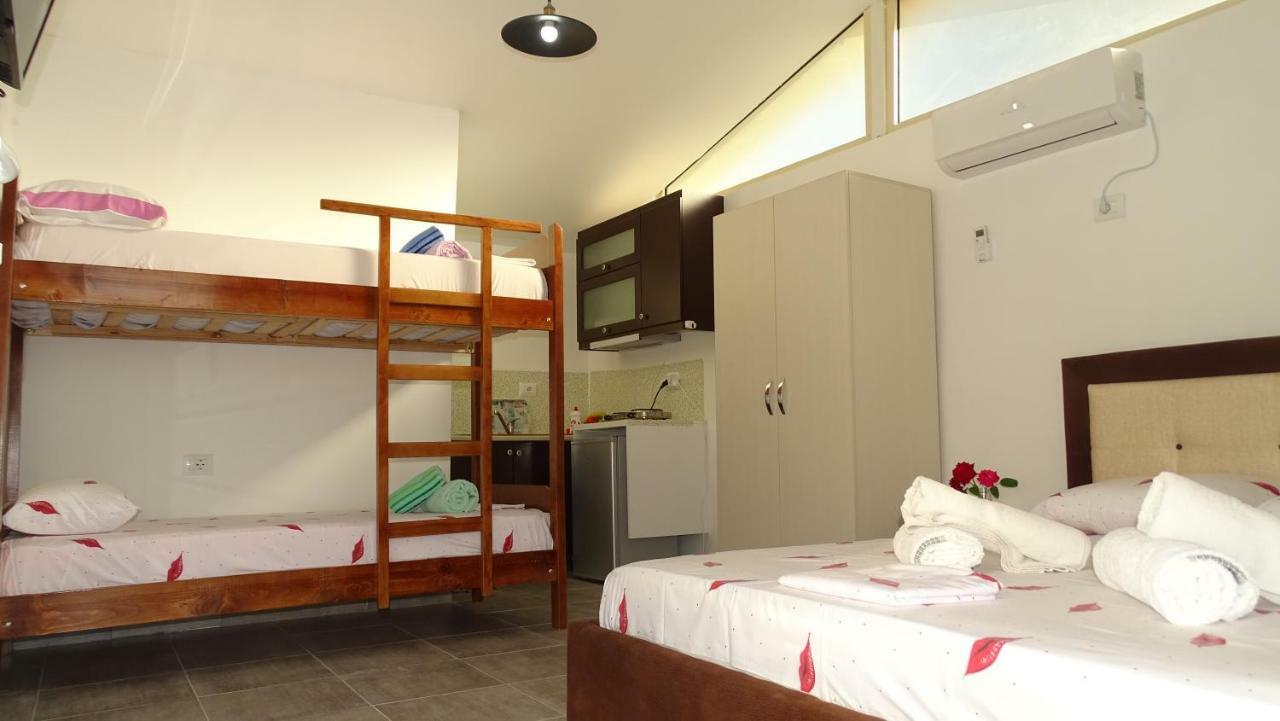 Seaside Cabin Ksamil Bagian luar foto
