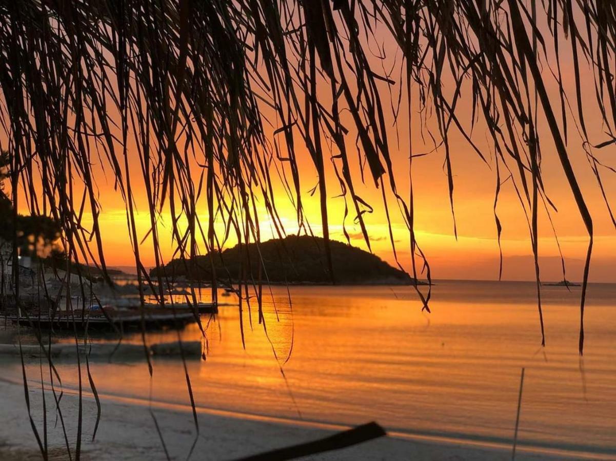 Seaside Cabin Ksamil Bagian luar foto